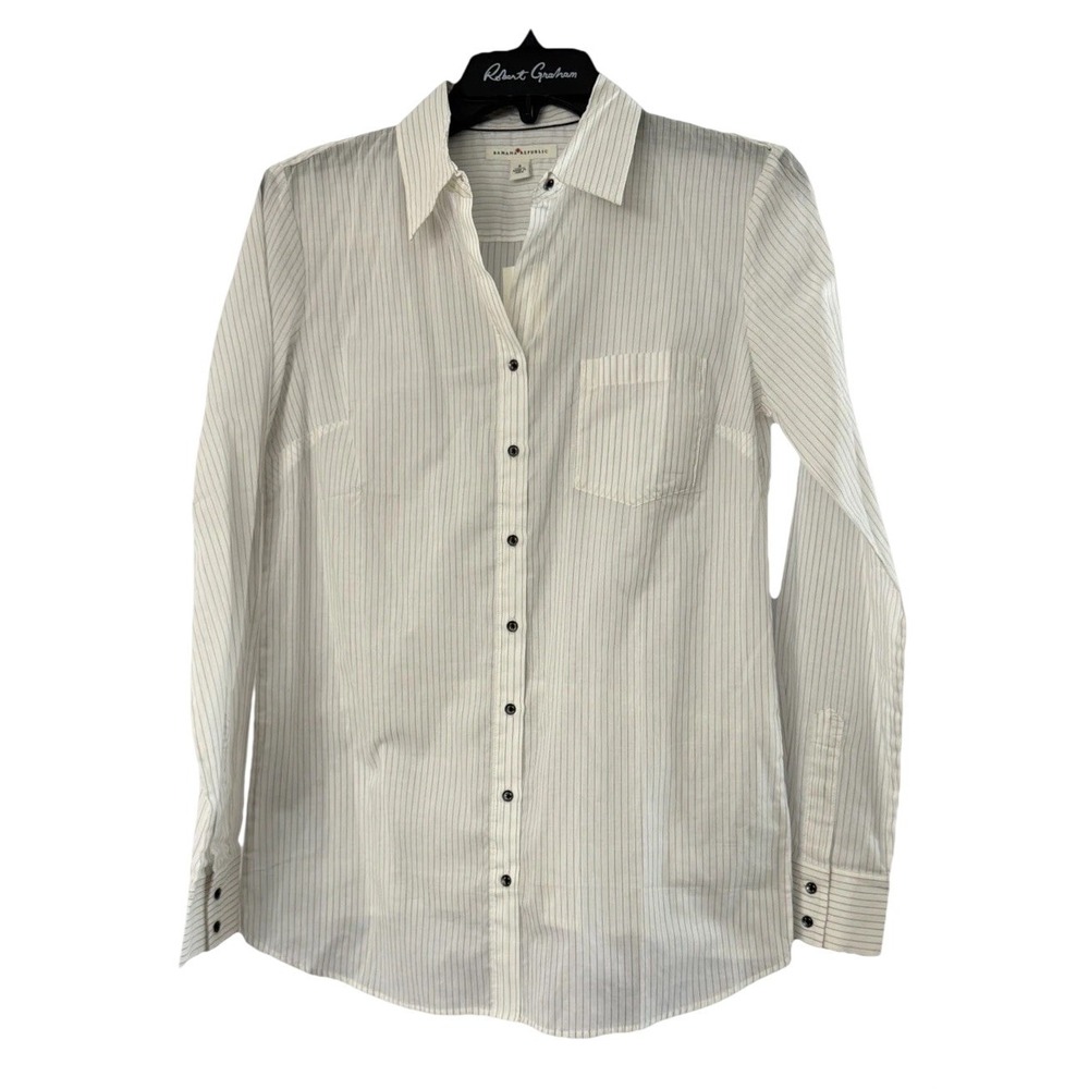 NWT‎ Banana Republic Womens Long Sleeve Button Knit White Top Blouse Shirt Small